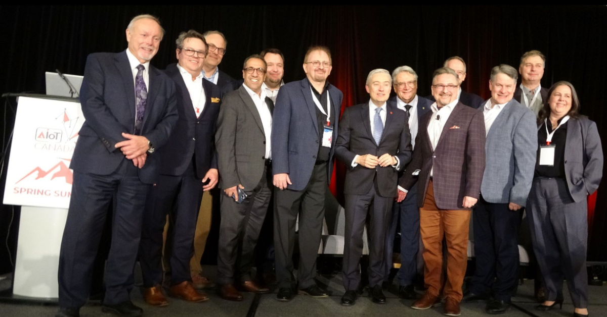 Membres du conseil d’administration de AIoT Canada lors du Spring Summit 2024 Membres du conseil d'administration de AIoT Canada lors du Spring Summit 2024